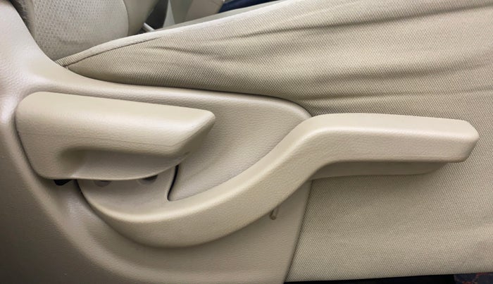 2017 Honda Amaze 1.2L I-VTEC VX, Petrol, Manual, 69,568 km, Driver Side Adjustment Panel