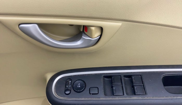 2017 Honda Amaze 1.2L I-VTEC VX, Petrol, Manual, 69,568 km, Driver Side Door Panels Control