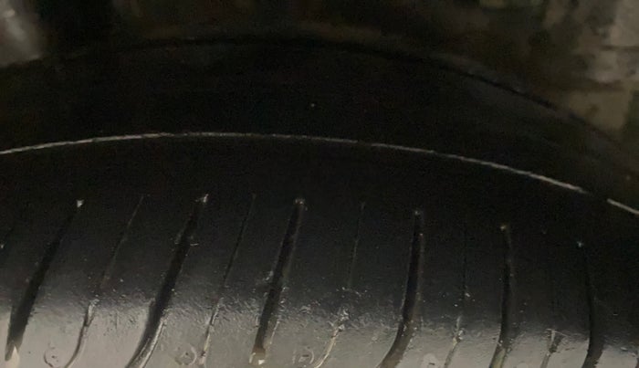 2017 Honda Amaze 1.2L I-VTEC VX, Petrol, Manual, 69,568 km, Right Rear Tyre Tread