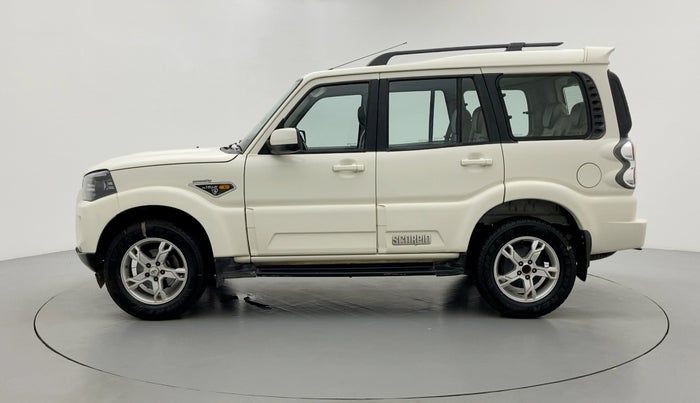 2016 Mahindra Scorpio S10, Diesel, Manual, 66,870 km, Left Side