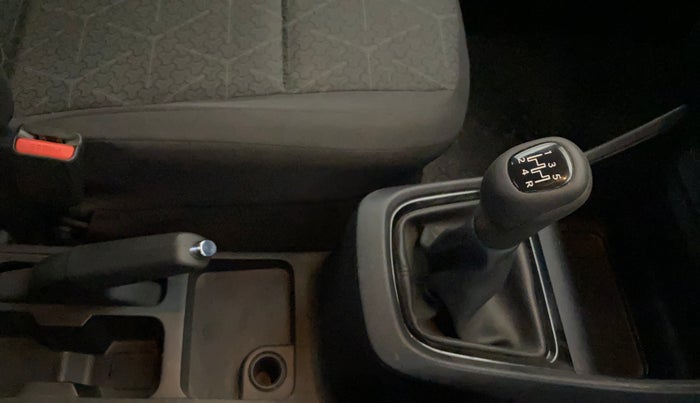 2022 Tata PUNCH ADVENTURE MT, Petrol, Manual, 13,148 km, Gear Lever