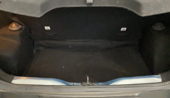 2022 Tata PUNCH ADVENTURE MT, Petrol, Manual, 13,148 km, Boot Inside