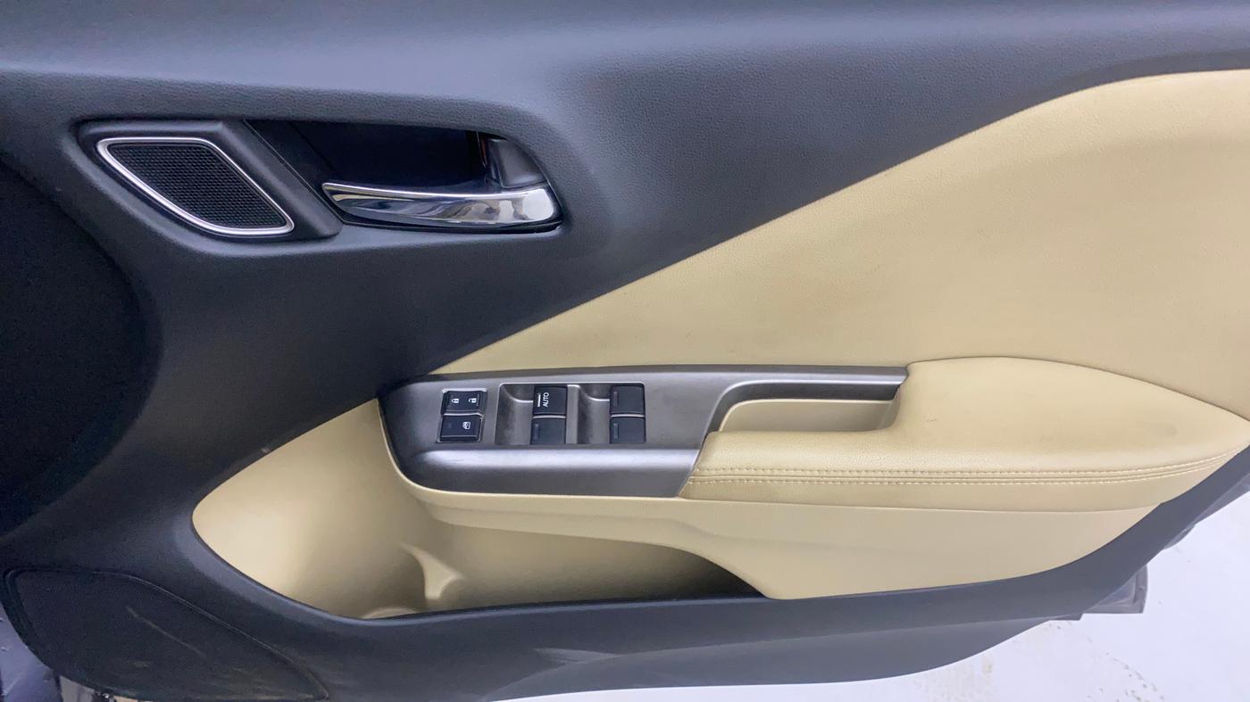 2018 Honda City 1.5L I-DTEC VX, Diesel, Manual, 3,406 km, Driver Side Door Panels Control