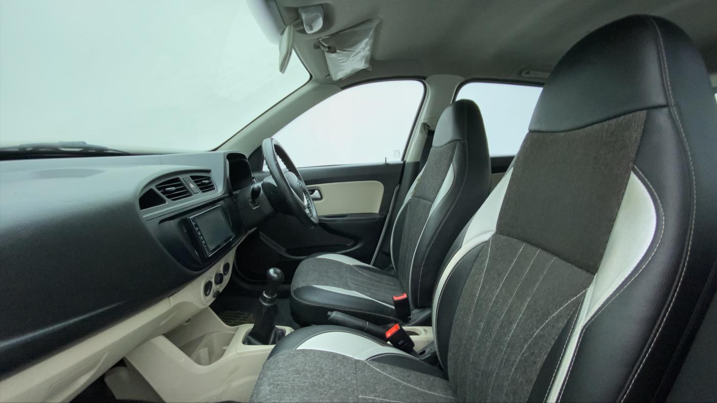2019 Maruti Alto LXI, Petrol, Manual, 63,951 km, Right Side Front Door Cabin