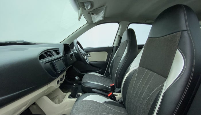 2019 Maruti Alto LXI, Petrol, Manual, 63,951 km, Right Side Front Door Cabin
