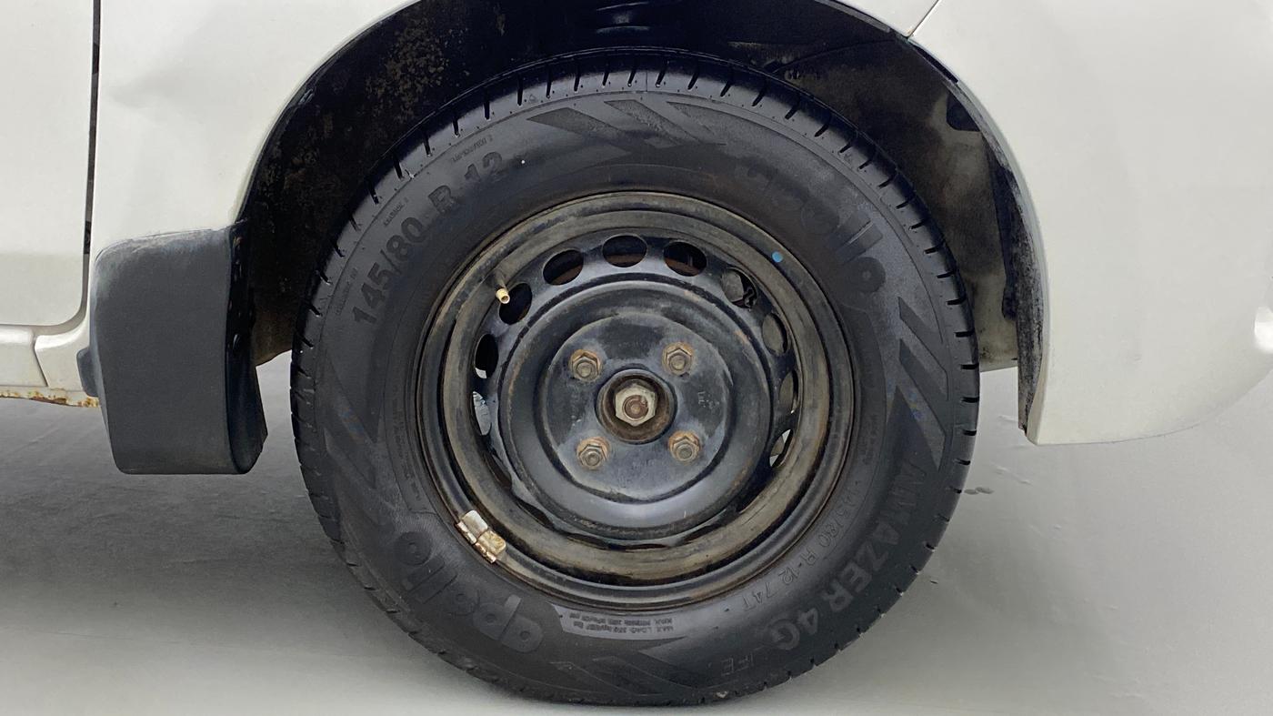 2019 Maruti Alto LXI, Petrol, Manual, 63,951 km, Right Front Wheel