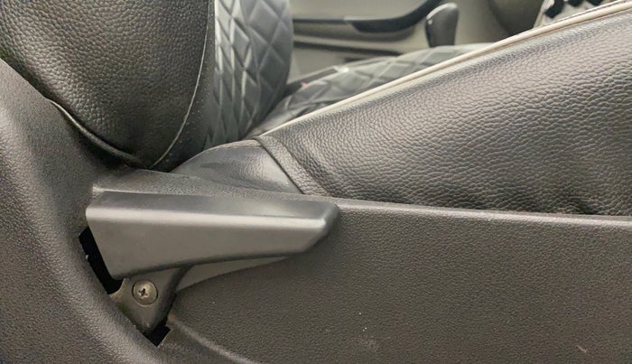 2019 Tata Tiago XZ PETROL, Petrol, Manual, 44,521 km, Driver Side Adjustment Panel