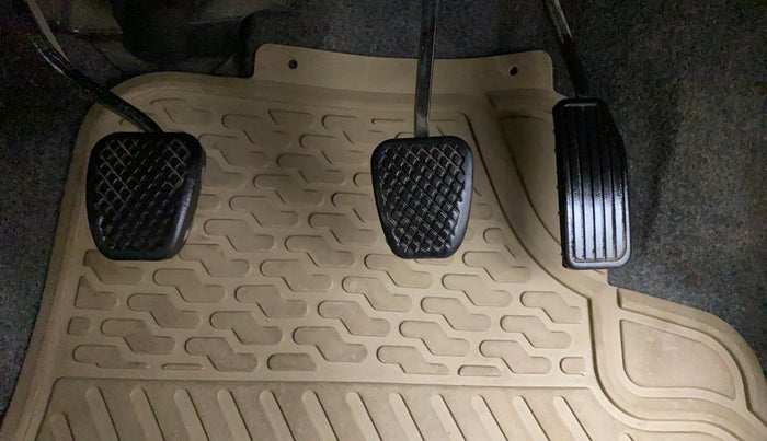 2016 Honda Brio 1.2 S MT I VTEC, Petrol, Manual, 65,063 km, Pedals