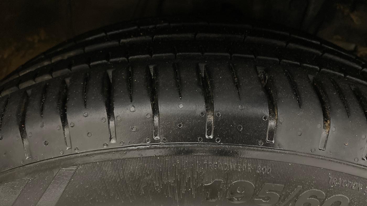 2017 Honda WR-V 1.2L I-VTEC VX MT, Petrol, Manual, 52,290 km, Right Front Tyre Tread