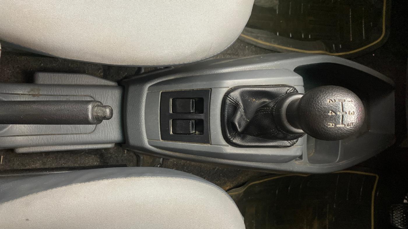 2015 Maruti Alto 800 LXI, Petrol, Manual, 35,608 km, Gear Lever