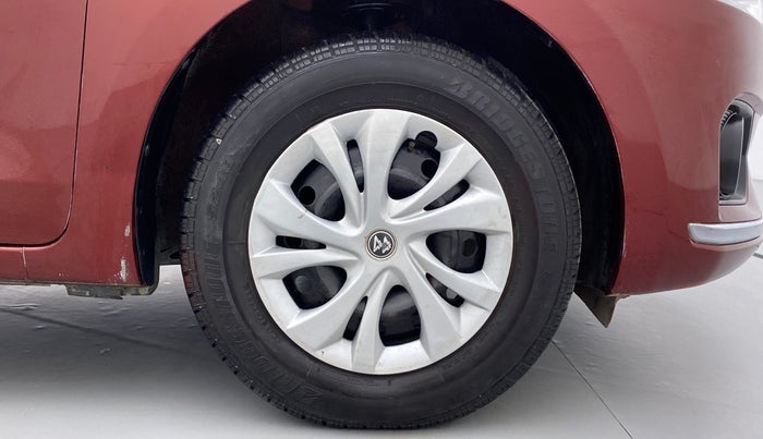 2017 Maruti Dzire VXI, Petrol, Manual, 78,096 km, Right Front Wheel