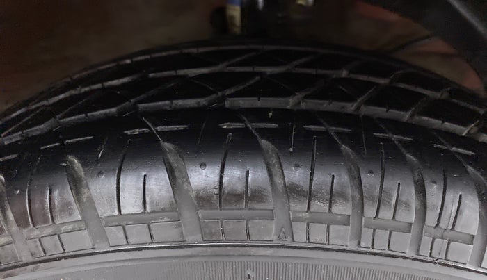 2017 Maruti Dzire VXI, Petrol, Manual, 78,096 km, Right Front Tyre Tread