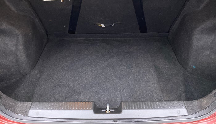 2017 Maruti Dzire VXI, Petrol, Manual, 78,096 km, Boot Inside