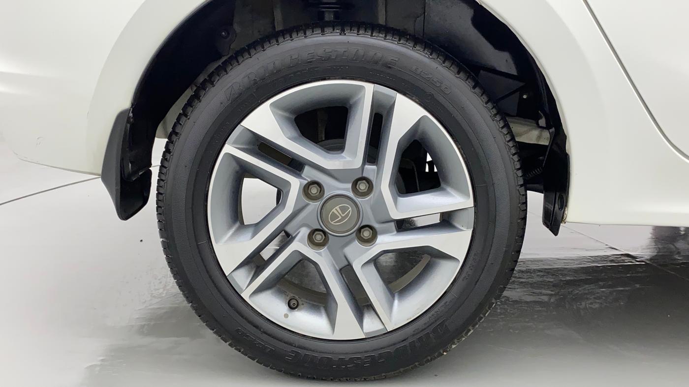 2022 Tata TIGOR XZA PLUS PETROL, Petrol, Automatic, 9,606 km, Right Rear Wheel