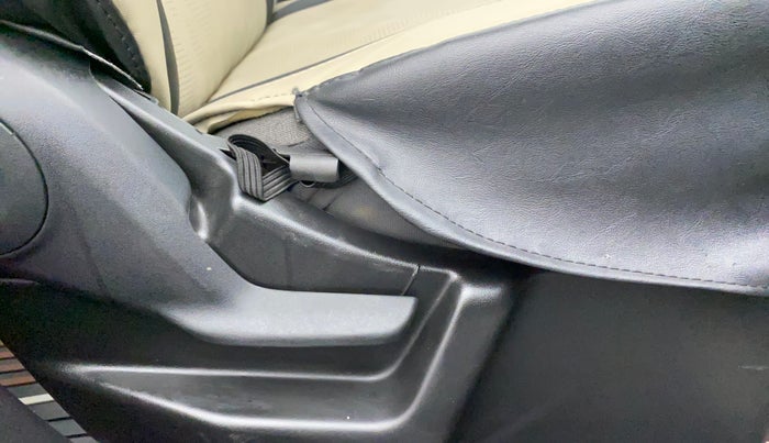 2022 Maruti New Wagon-R ZXI PLUS 1.2 DUAL TONE, Petrol, Manual, 4,819 km, Driver Side Adjustment Panel