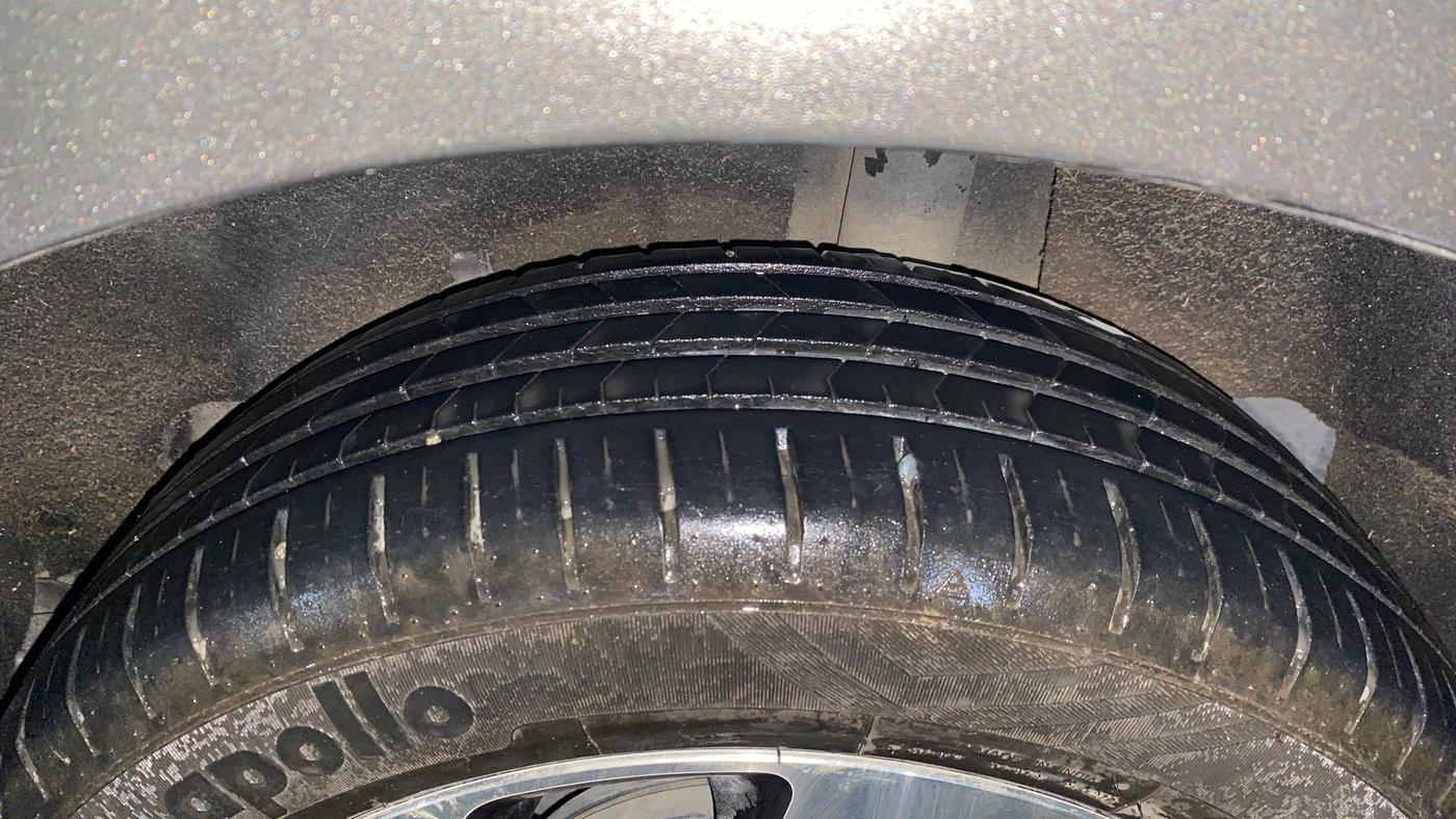 2020 Maruti Baleno ZETA CVT PETROL 1.2, Petrol, Automatic, 23,932 km, Left Rear Tyre Tread