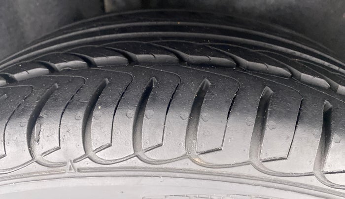 2018 Ford Ecosport 1.5 TITANIUM PLUS TI VCT AT, Petrol, Automatic, 43,045 km, Right Rear Tyre Tread