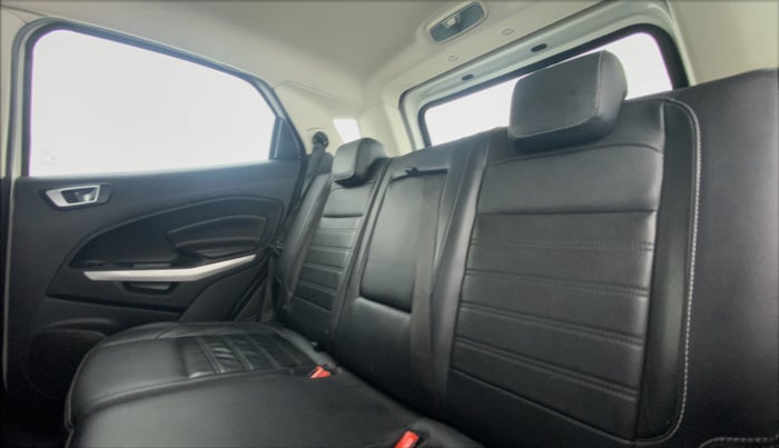 2018 Ford Ecosport 1.5 TITANIUM PLUS TI VCT AT, Petrol, Automatic, 43,045 km, Right Side Rear Door Cabin