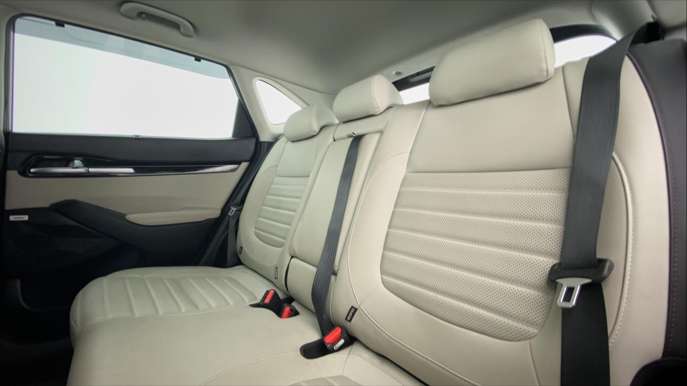 2020 KIA SELTOS 1.5 GTX+ AT, Diesel, Automatic, 58,373 km, Right Side Rear Door Cabin