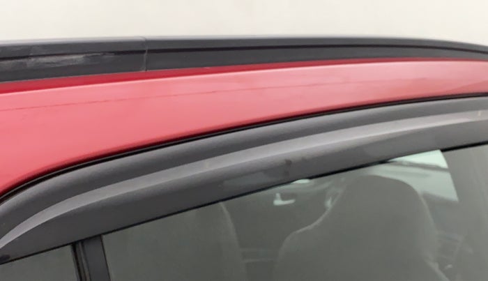 2017 Hyundai Grand i10 SPORTZ (O) AT 1.2 KAPPA VTVT, Petrol, Automatic, 17,542 km, Right rear door - Door visor damaged