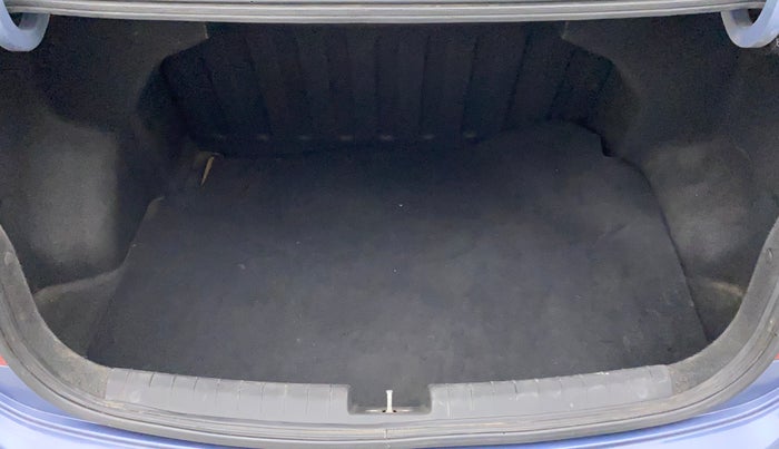 2014 Hyundai Xcent S 1.2, Petrol, Manual, 23,817 km, Boot Inside