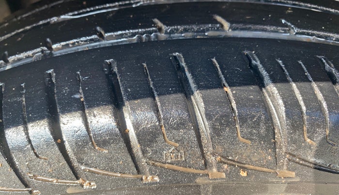 2019 Mahindra MARAZZO M2 7STR, Diesel, Manual, 69,853 km, Left Front Tyre Tread