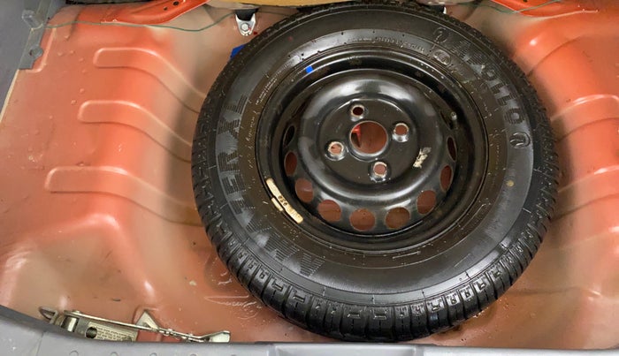 2015 Maruti Alto 800 LXI, Petrol, Manual, 19,547 km, Spare Tyre