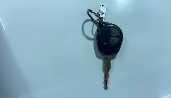 2016 Maruti Ertiga ZDI SHVS, Diesel, Manual, 58,297 km, Key Close Up