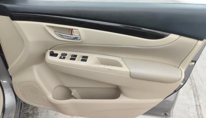 2017 Maruti Ciaz ALPHA 1.4 PETROL, Petrol, Manual, 83,518 km, Driver Side Door Panels Control