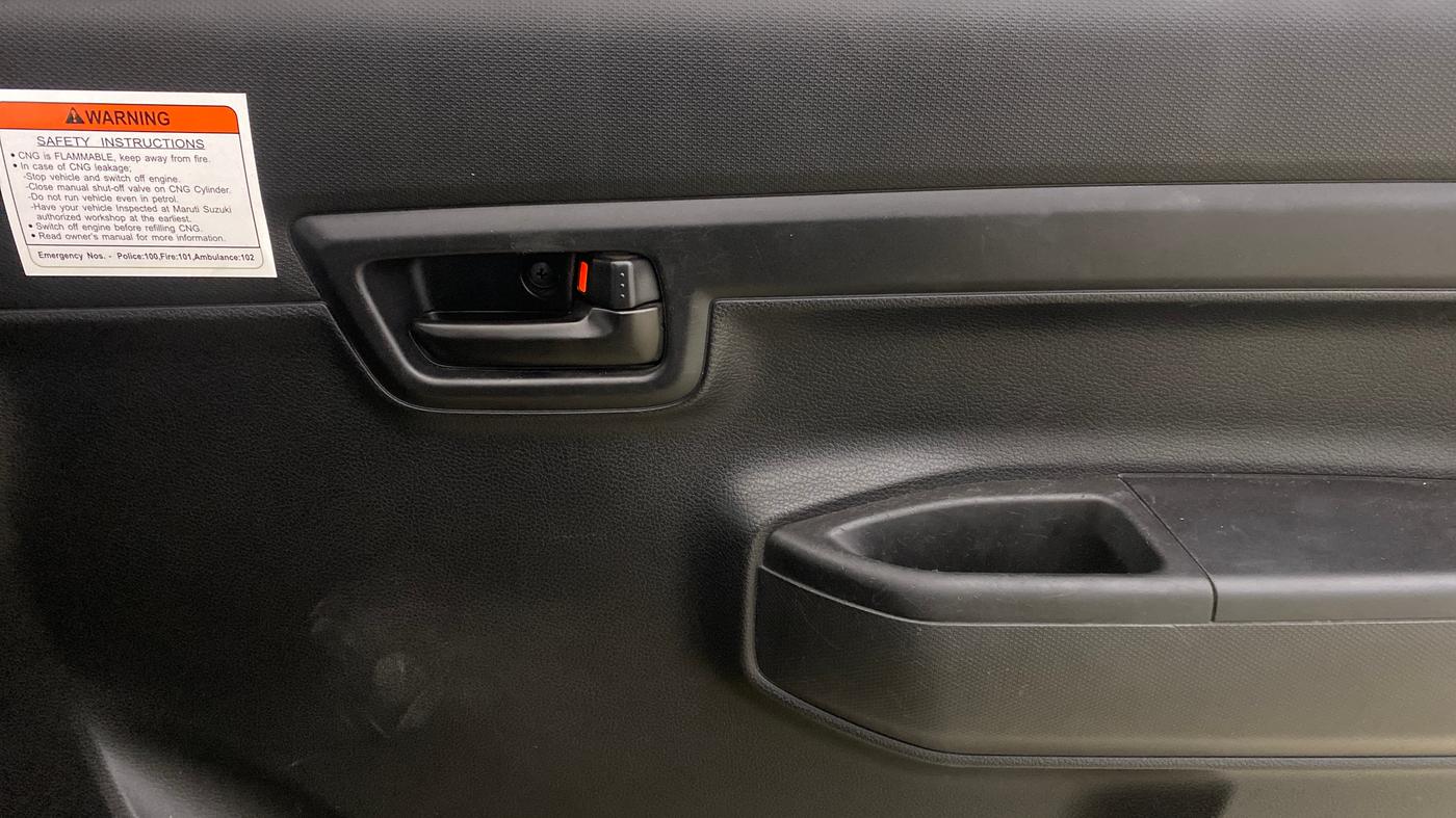 2021 Maruti S PRESSO VXI (O) CNG, CNG, Manual, 58,562 km, Driver Side Door Panels Control