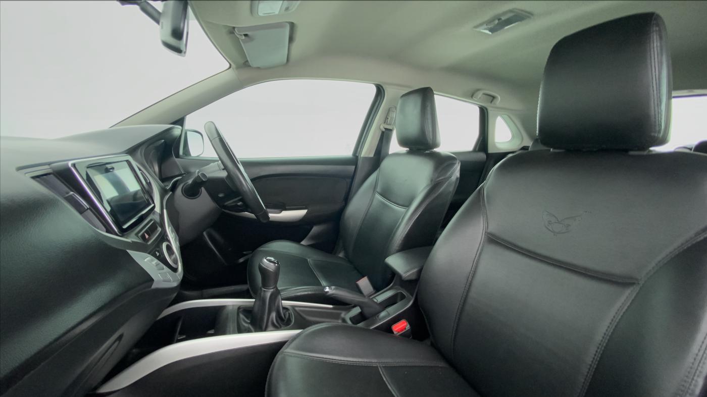 2017 Maruti Baleno ALPHA 1.2 K12, Petrol, Manual, 25,586 km, Right Side Front Door Cabin