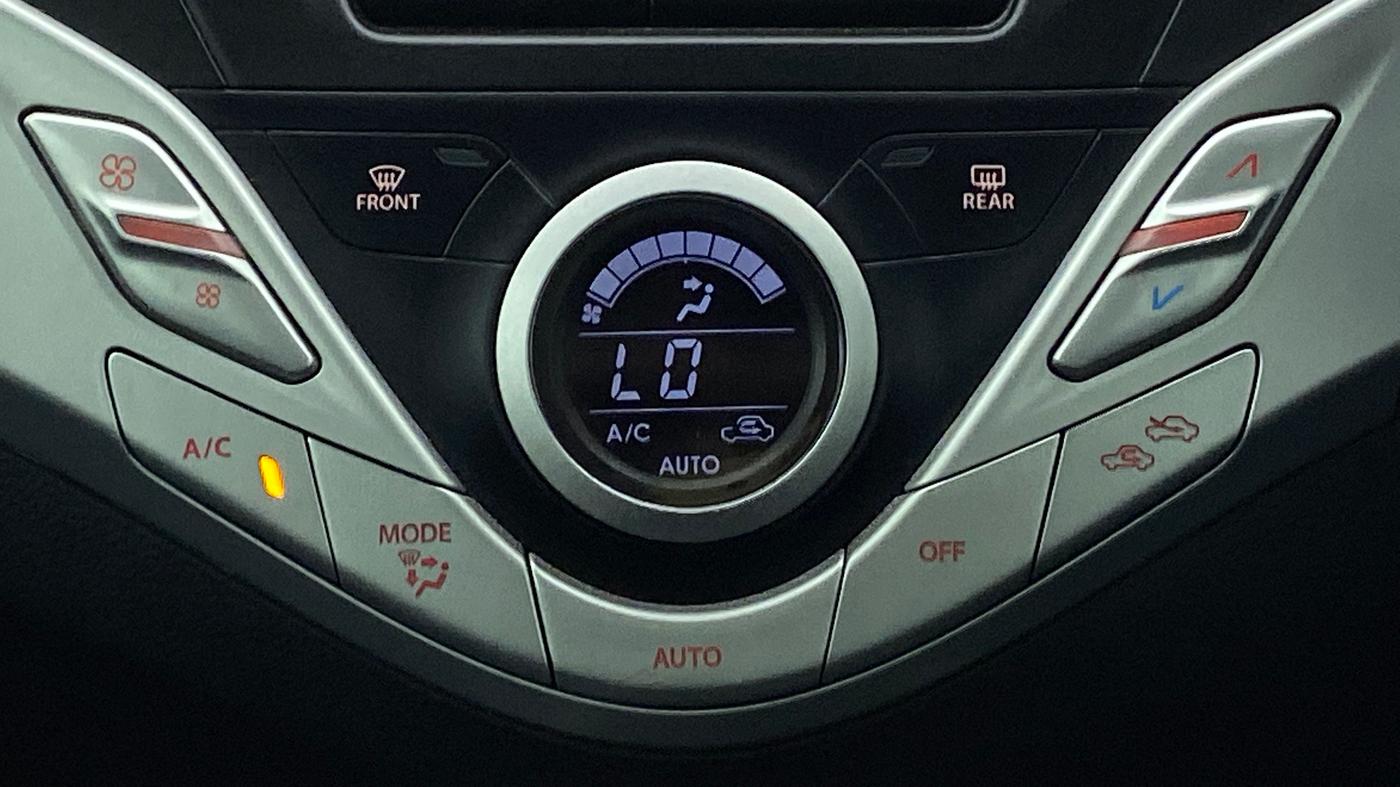2017 Maruti Baleno ALPHA 1.2 K12, Petrol, Manual, 25,586 km, Automatic Climate Control