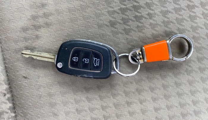 2020 Hyundai Elite i20 MAGNA PLUS 1.2, Petrol, Manual, 61,932 km, Key Close Up