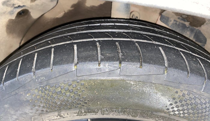 2019 MG HECTOR SHARP 2.0 DIESEL, Diesel, Manual, 69,923 km, Right Front Tyre Tread