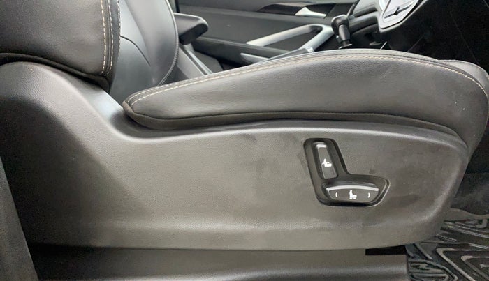 2019 MG HECTOR SHARP 2.0 DIESEL, Diesel, Manual, 69,923 km, Driver Side Adjustment Panel