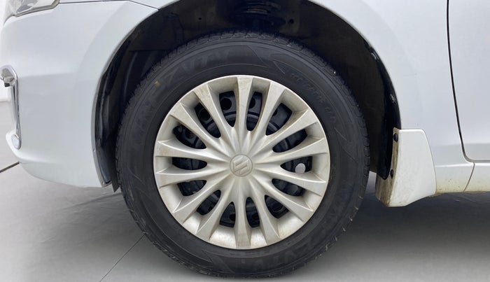 2016 Maruti Ciaz VXI PLUS, Petrol, Manual, 63,916 km, Left Front Wheel