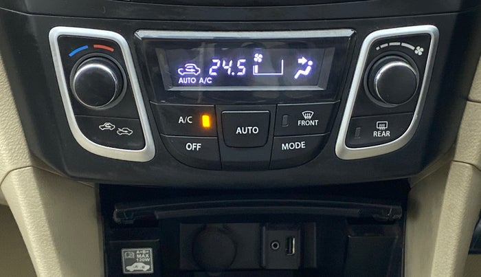 2016 Maruti Ciaz VXI PLUS, Petrol, Manual, 63,916 km, Automatic Climate Control