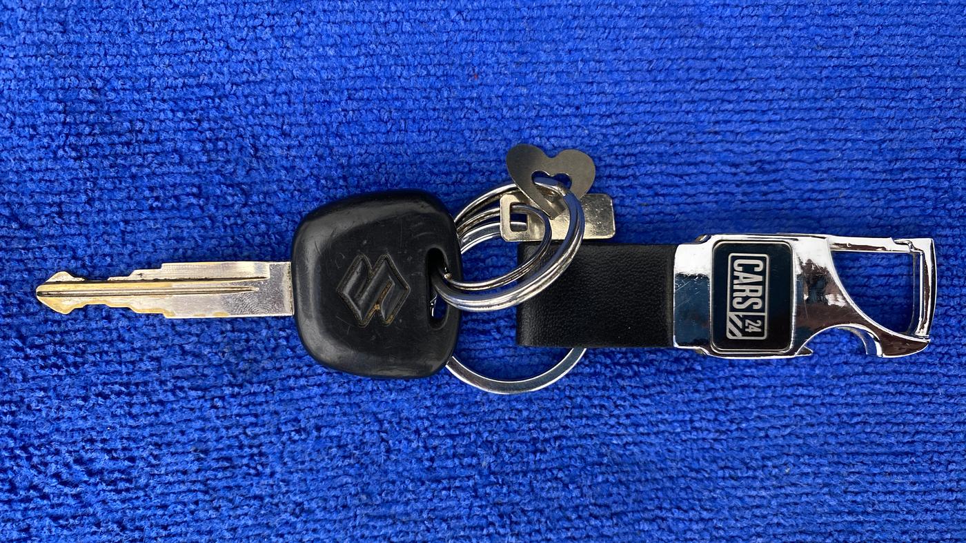2018 Maruti Eeco 5 STR WITH A/C+HTR, CNG, Manual, 57,011 km, Key Close Up