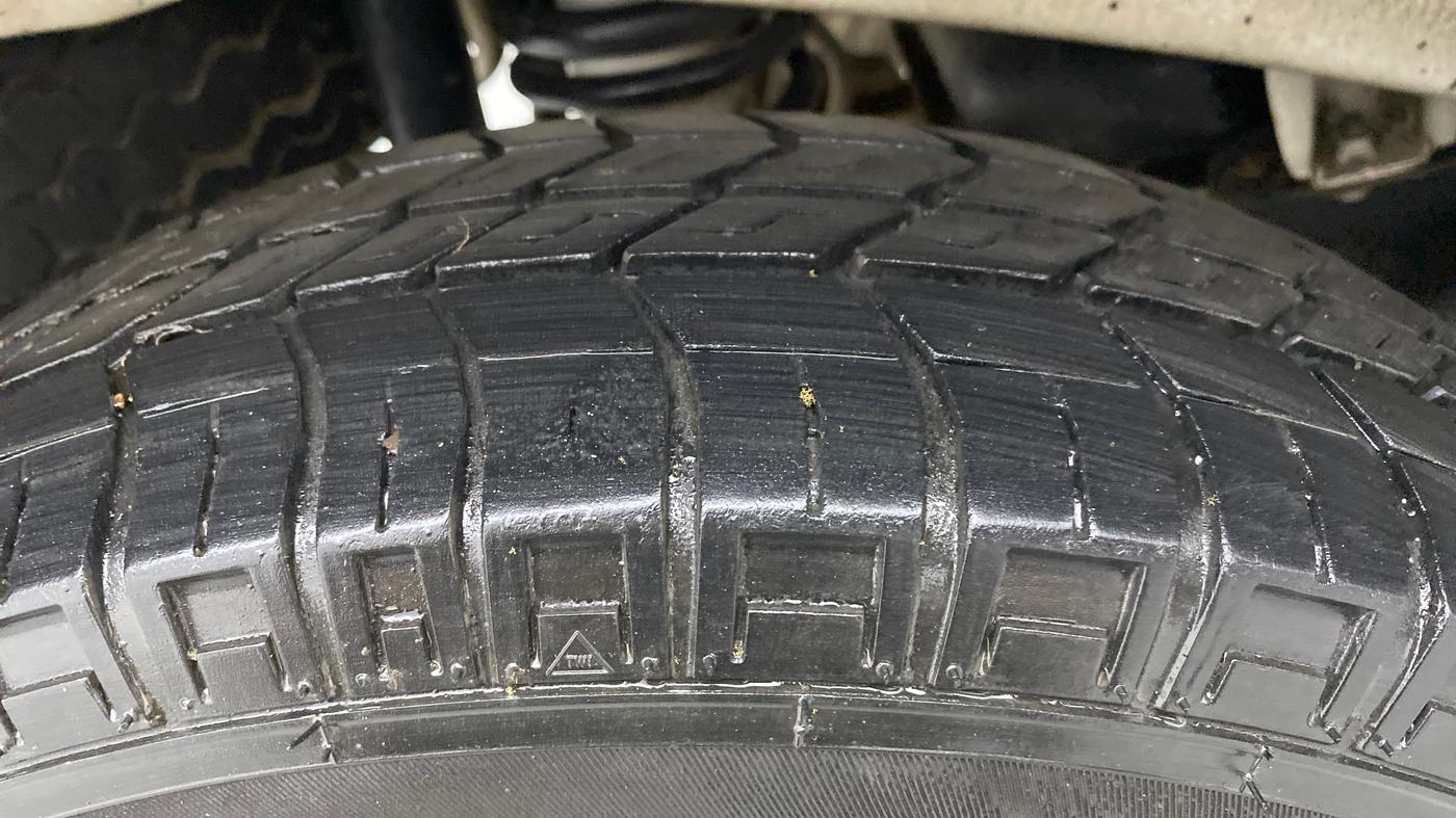 2018 Maruti Eeco 5 STR WITH A/C+HTR, CNG, Manual, 57,011 km, Right Rear Tyre Tread