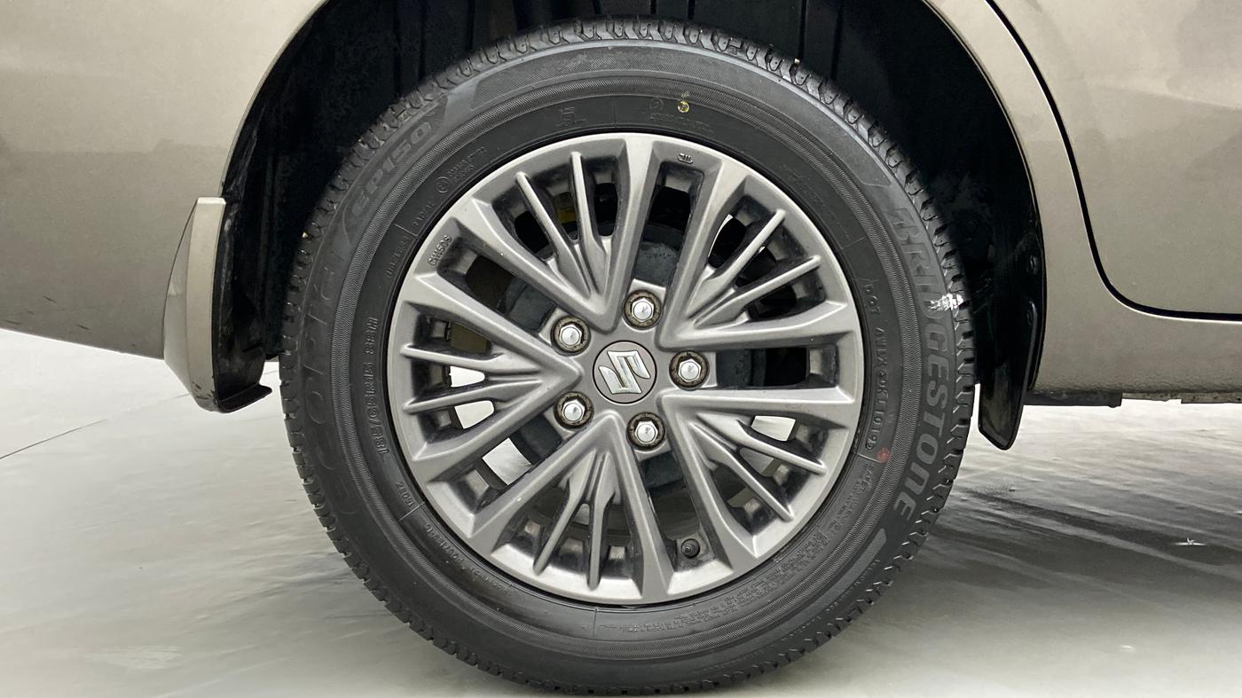 2019 Maruti Ertiga ZXI SHVS, Petrol, Manual, 7,355 km, Right Rear Wheel