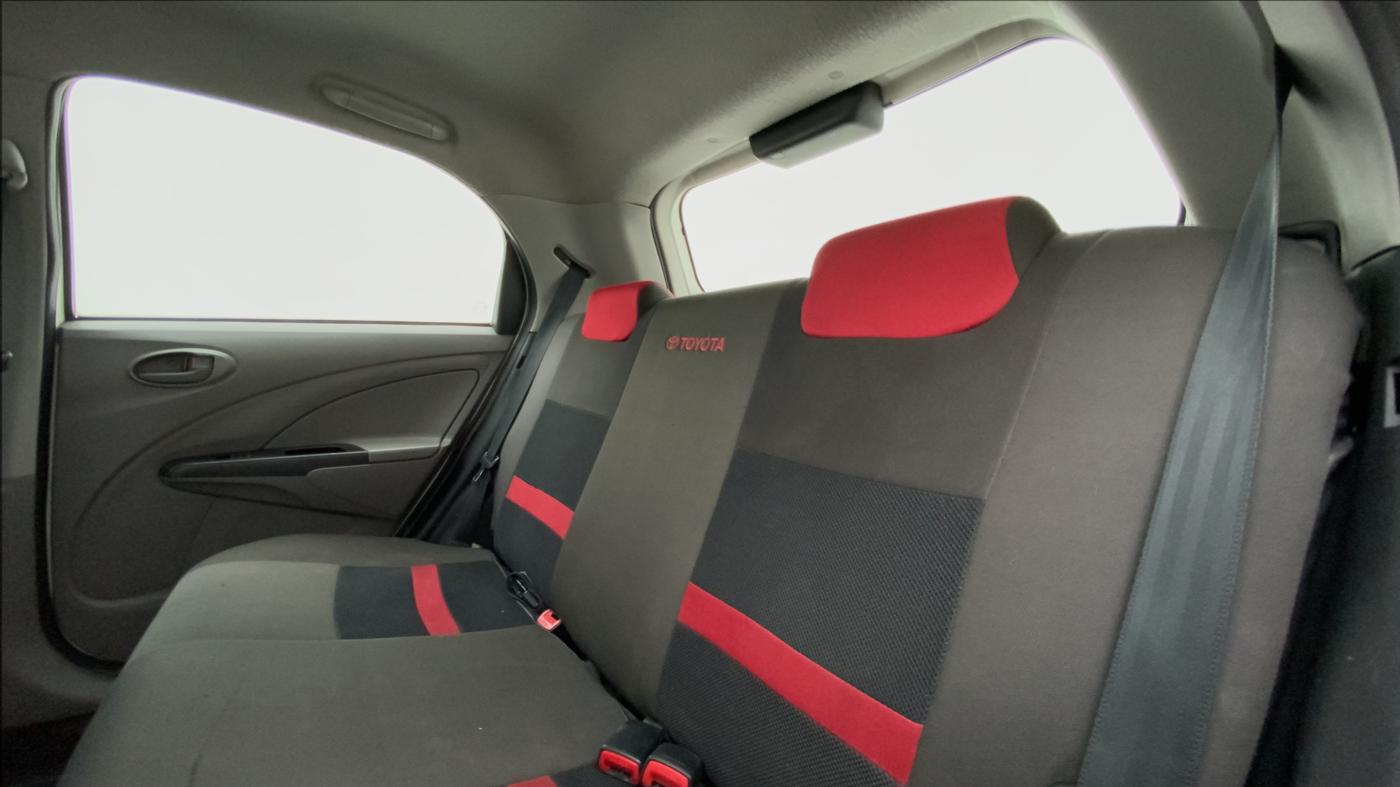 2011 Toyota Etios Liva G, Petrol, Manual, 97,269 km, Right Side Rear Door Cabin