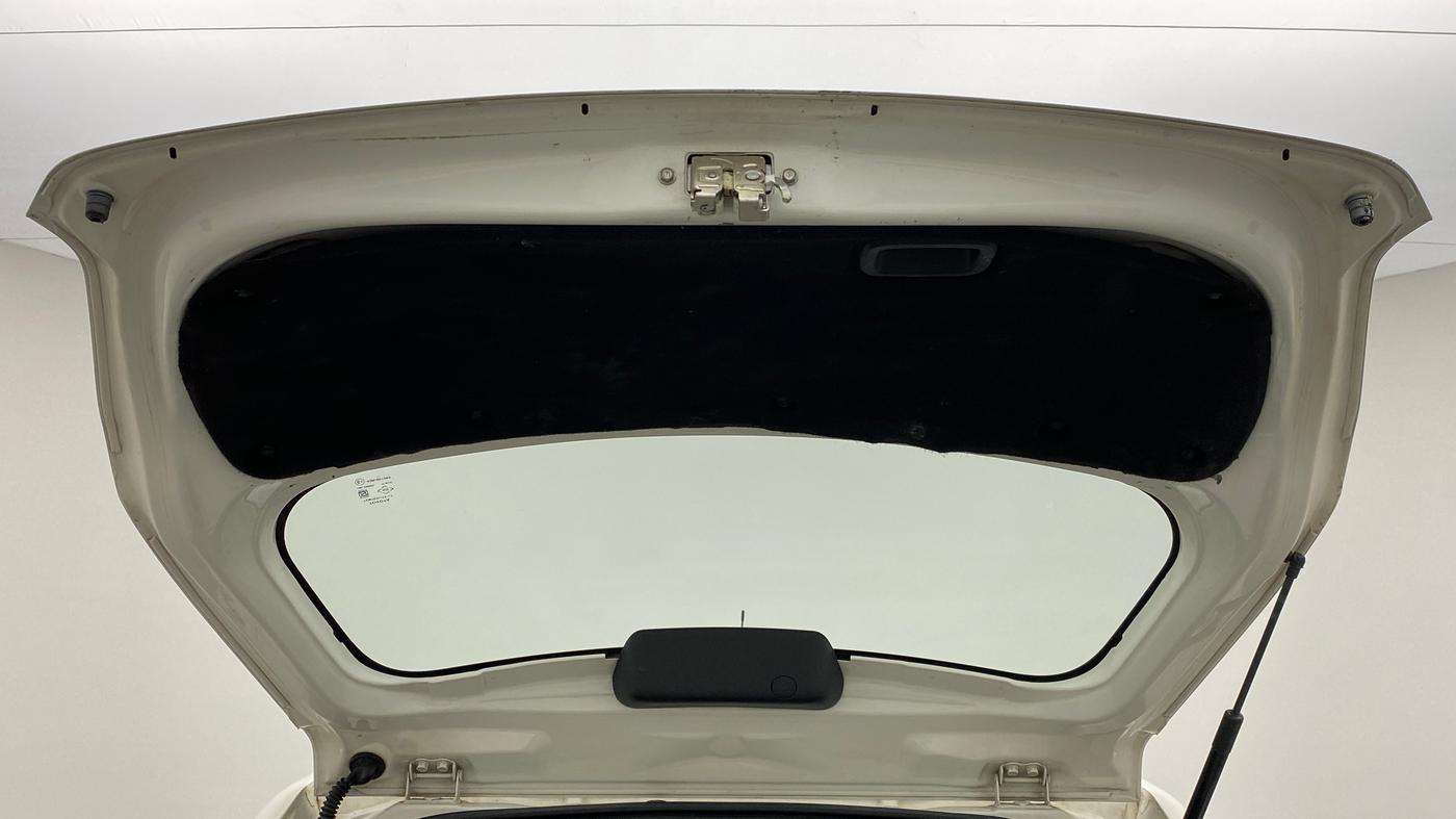 2011 Toyota Etios Liva G, Petrol, Manual, 97,269 km, Boot Door Open