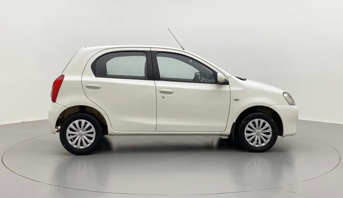 2011 Toyota Etios Liva G, Petrol, Manual, 97,269 km, Right Side View