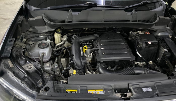 2022 Volkswagen TAIGUN HIGHLINE 1.0 TSI MT, Petrol, Manual, 21,476 km, Engine View - Right