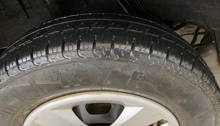 2019 Renault Kwid RXL, Petrol, Manual, 21,254 km, Right Rear Tyre Tread