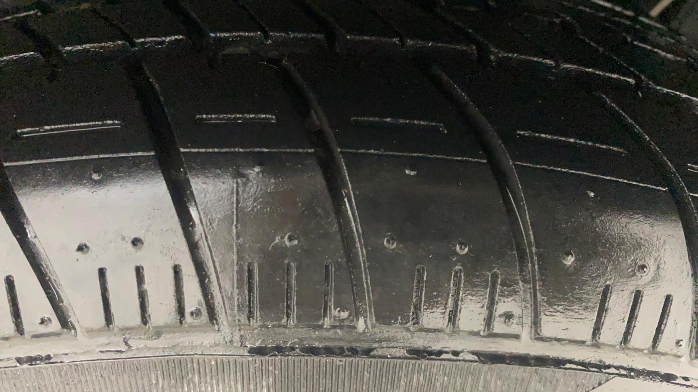 2013 Nissan Sunny XL DIESEL, Diesel, Manual, 1,05,767 km, Left Rear Tyre Tread