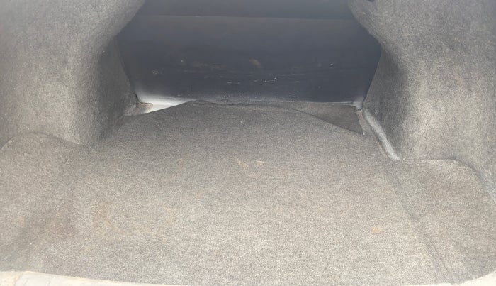 2013 Nissan Sunny XL DIESEL, Diesel, Manual, 1,05,767 km, Boot Inside