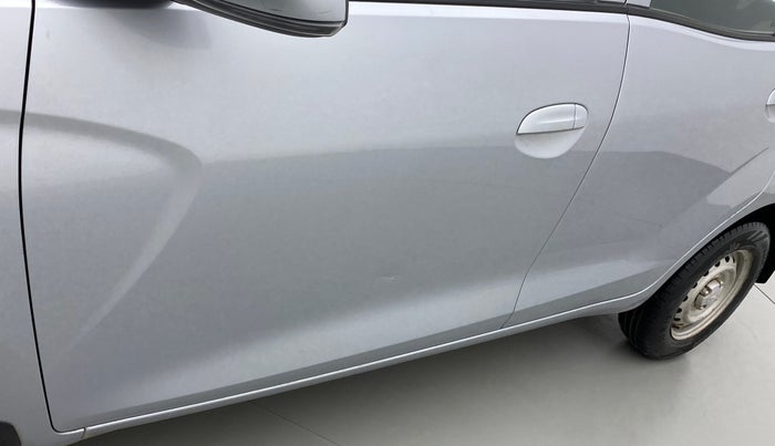 2020 Hyundai NEW SANTRO SPORTZ EXECUTIVE MT CNG, CNG, Manual, 78,314 km, Front passenger door - Minor scratches