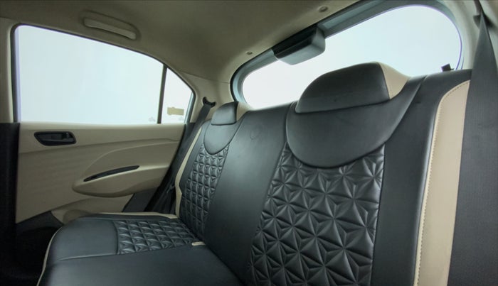 2020 Hyundai NEW SANTRO SPORTZ EXECUTIVE MT CNG, CNG, Manual, 78,314 km, Right Side Rear Door Cabin