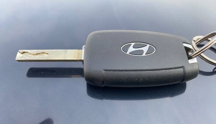 2023 Hyundai NEW I20 SPORTZ 1.2 IVT, Petrol, Automatic, 16,457 km, Key Close Up